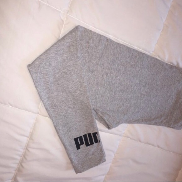 Puma tracksuit - Picture 3 of 3